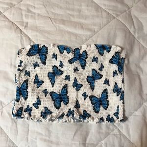 Size xL butterfly crop top